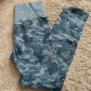 Aqua camo workout leggings